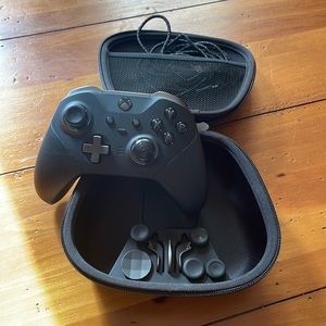Xbox Elite series 2 video game controller